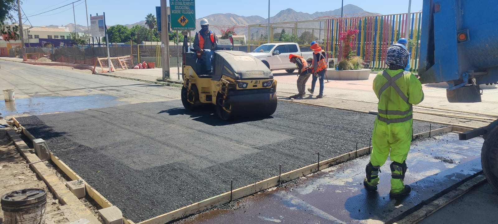 Obra vial de pavimentación y asfaltado de carreteras en Chile